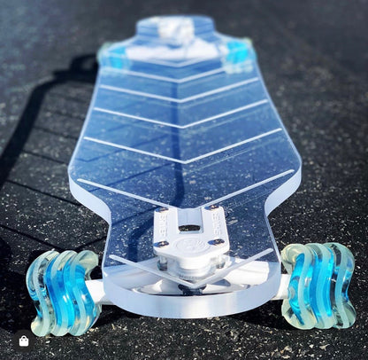 Shark Wheel 72MM, 78A DNA Clear with Blue Hub DNA