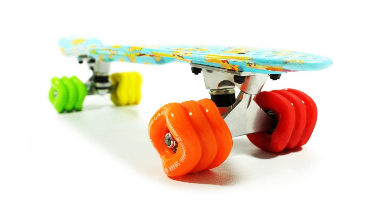 Fiesta 22" Skateboard angle view